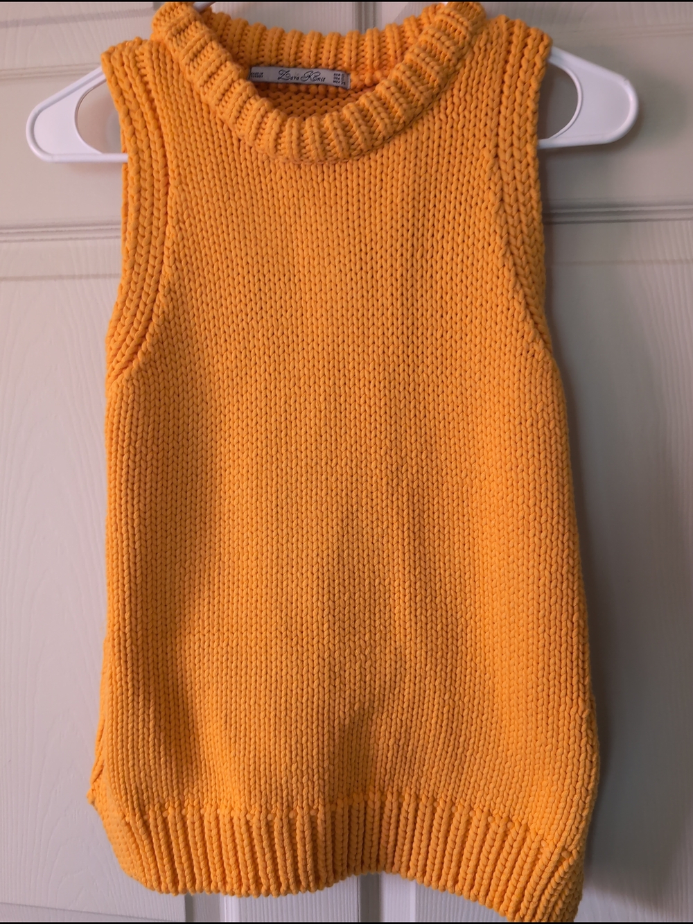 Sleeveless Knit Tank Top - Golden Yellow - Picture 3 of 6